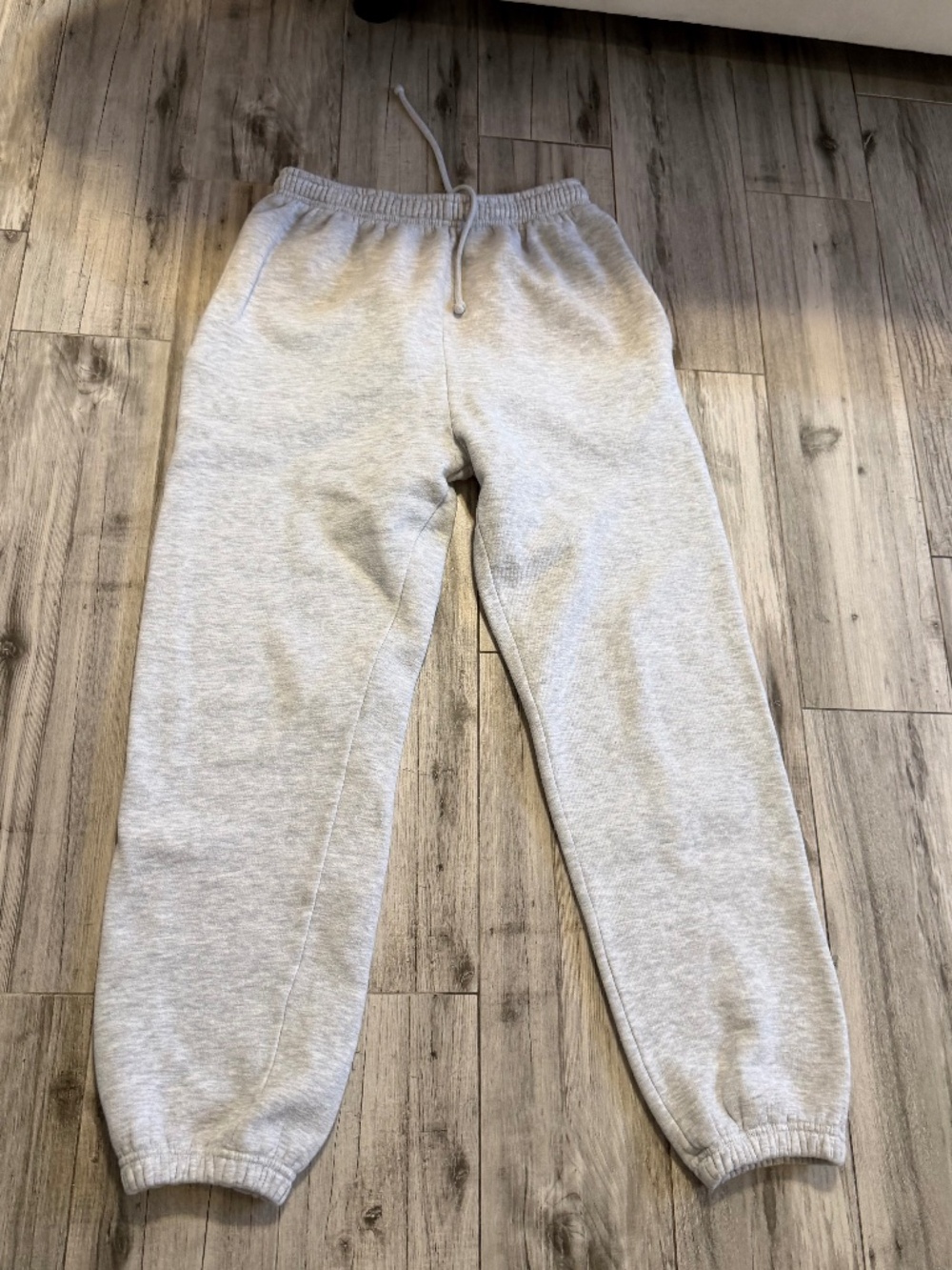 Pretty Little Thing Gray sweats size medium